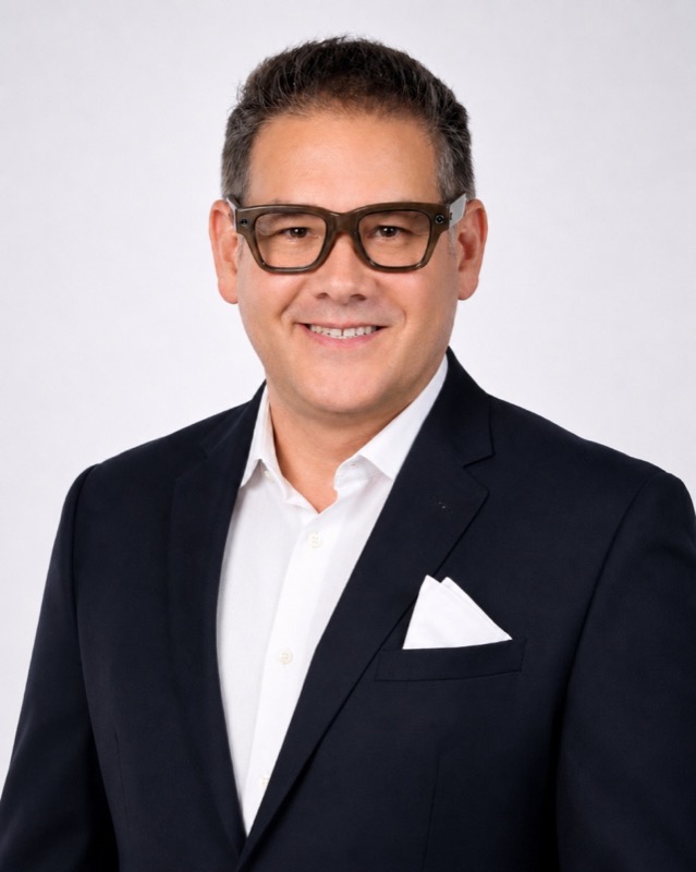 Rogelio J. Martínez