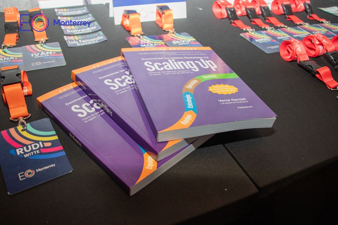 Ejemplares del libro Scaling Up en el Learning Day de EOA Monterrey